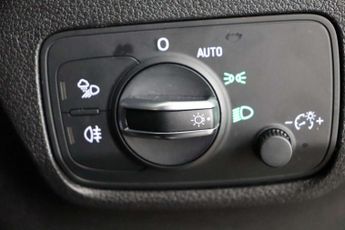 Audi Q2 1.5 TFSI CoD 35 Sport Euro 6 (s/s) 5dr