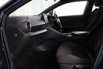 Toyota C-HR 2.0 VVT 13.6kWh Design CVT Euro 6 (s/s) 5dr