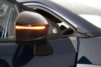 Toyota C-HR 2.0 VVT 13.6kWh Design CVT Euro 6 (s/s) 5dr