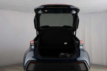 Toyota C-HR 2.0 VVT 13.6kWh Design CVT Euro 6 (s/s) 5dr
