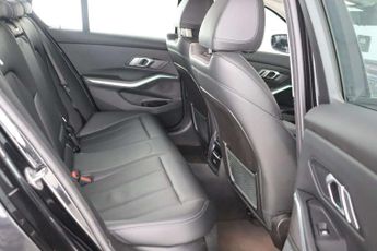 BMW 3 Series 2.0 330e 12kWh Sport Auto Euro 6 (s/s) 4dr