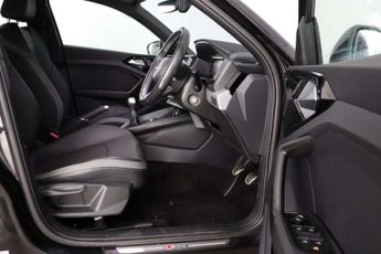 Audi A1 1.0 TFSI 25 S line Sportback Euro 6 (s/s) 5dr