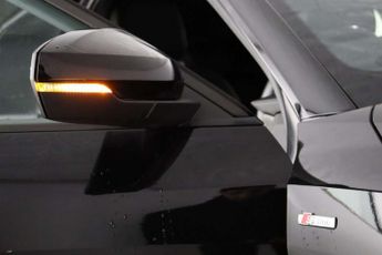 Audi A1 1.0 TFSI 25 S line Sportback Euro 6 (s/s) 5dr