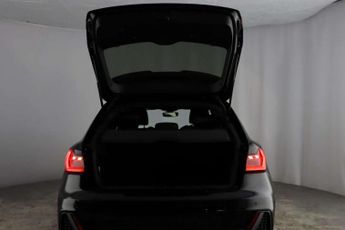 Audi A1 1.0 TFSI 25 S line Sportback Euro 6 (s/s) 5dr