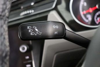 Volkswagen Touran 1.5 TSI EVO SE Family DSG Euro 6 (s/s) 5dr