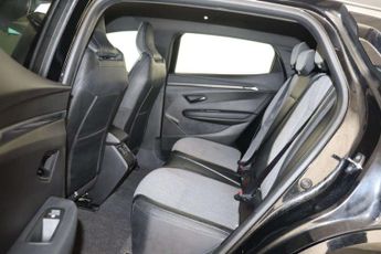 Renault Megane E-Tech 60kWh iconic Auto 5dr (optimum charge)