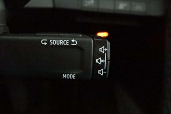 Renault Megane E-Tech 60kWh iconic Auto 5dr (optimum charge)