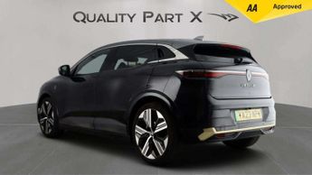 Renault Megane E-Tech 60kWh iconic Auto 5dr (optimum charge)