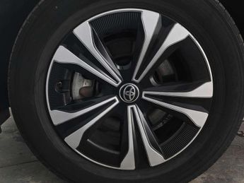 Toyota bZ4X 71.4kWh Motion Auto 5dr (11kW OBC)