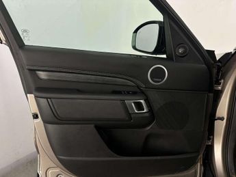 Land Rover Discovery 3.0 D300 MHEV R-Dynamic SE Auto 4WD Euro 6 (s/s) 5dr