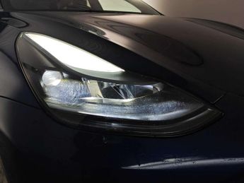 Tesla Model 3 Long Range Auto RWD 4dr