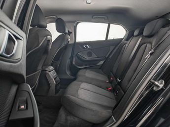 BMW 1 Series 1.5 118i SE (LCP) DCT Euro 6 (s/s) 5dr