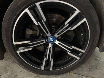 BMW 3 Series 2.0 330e 12kWh M Sport Touring Auto xDrive Euro 6 (s/s) 5dr