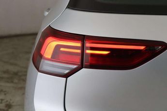 Volkswagen Golf 1.0 TSI Life Euro 6 (s/s) 5dr