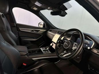 Jaguar F-PACE 2.0 P400e 17.1kWh R-Dynamic SE Auto AWD Euro 6 (s/s) 5dr