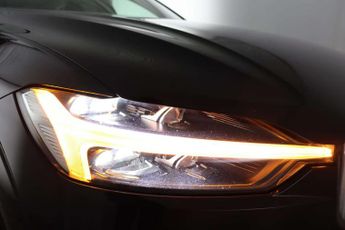 Volvo XC60 2.0h T6 Recharge 11.6kWh Inscription Expression Auto AWD Euro 6 