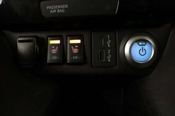 Nissan Leaf 40kWh Tekna Auto 5dr