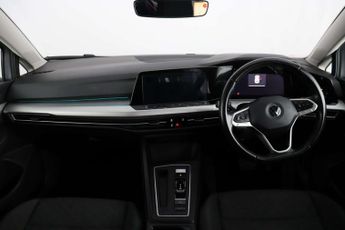 Volkswagen Golf 1.0 eTSI MHEV Life Hatchback 5dr Petrol Hybrid DSG Euro 6 (s/s) 