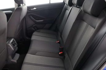 Volkswagen T-Roc 1.5 TSI Life SUV 5dr Petrol DSG Euro 6 (s/s) (150 ps)
