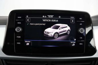 Volkswagen T-Roc 1.5 TSI Life SUV 5dr Petrol DSG Euro 6 (s/s) (150 ps)