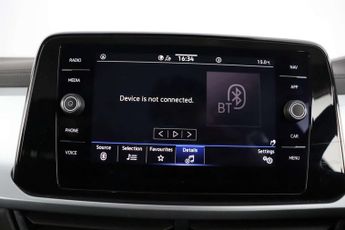 Volkswagen T-Roc 1.5 TSI Life SUV 5dr Petrol DSG Euro 6 (s/s) (150 ps)