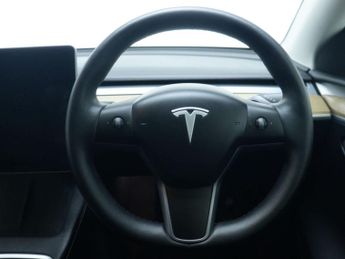 TESLA MODEL Y SUV 5dr Electric Auto RWD (346 ps)