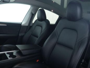 TESLA MODEL Y SUV 5dr Electric Auto RWD (346 ps)