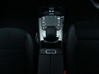 MERCEDES-BENZ CLA 1.3 CLA250e 15.6kWh AMG Line (Premium) Coupe 4dr Petrol Plug-in 