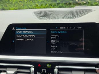 BMW 3 SERIES 2.0 330e M Sport Auto 4dr