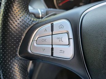 MERCEDES-BENZ C-CLASS 2.0 C 300 Sport Auto 2dr