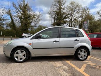 FORD FIESTA 1.4 Fiesta Zetec 5dr