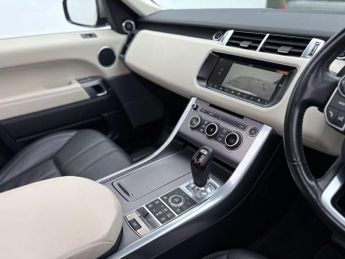 Land Rover RANGE ROVER SPORT 3.0 Range Rover Sport HSE SDV6 Auto 4WD 5dr