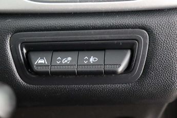 Renault Captur 1.6 E-TECH techno SUV 5dr Petrol Hybrid Auto Euro 6 (s/s) (145 p