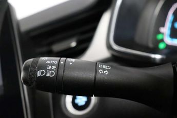 Renault Captur 1.6 E-TECH techno SUV 5dr Petrol Hybrid Auto Euro 6 (s/s) (145 p