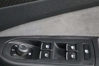 Volkswagen Golf 2.0 TDI R-Line Hatchback 5dr Diesel DSG Euro 6 (s/s) (150 ps)