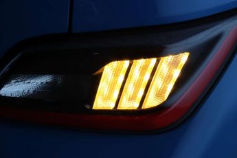 Hyundai KONA 39kWh Premium SUV 5dr Electric Auto (10.5kW Charger) (136 ps)