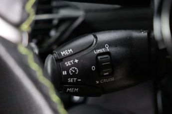 Peugeot E-2008 50kWh GT SUV 5dr Electric Auto (7kW Charger) (136 ps)
