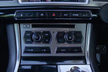 JAGUAR XF 2.2 XF R-Sport D Auto 4dr