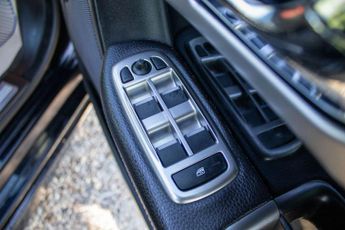 JAGUAR XF 2.2 XF R-Sport D Auto 4dr