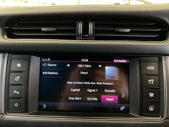 JAGUAR XF 2.0 XF R-Sport D Auto 4dr