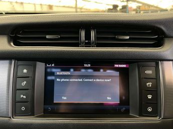 JAGUAR XF 2.0 XF R-Sport D Auto 4dr