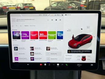 TESLA MODEL 3 Model 3 Long Range AWD 4WD 4dr