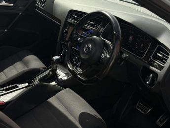 VOLKSWAGEN GOLF 2.0 Golf R TSi 4Motion Semi-Auto 4WD 5dr