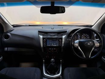 Nissan NP300 NAVARA 2.3 NP300 Navara N-Connecta dCi 4WD