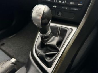 HONDA CIVIC 1.8 Civic i-VTec ES 5dr