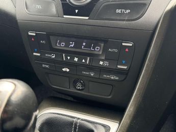 HONDA CIVIC 1.8 Civic i-VTec ES 5dr