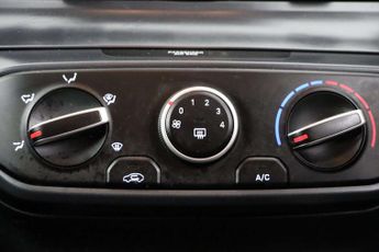 Hyundai i20 1.0 T-GDi MHEV SE Connect Hatchback 5dr Petrol Hybrid DCT Euro 6