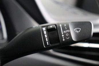 Hyundai IONIQ 38.3kWh Premium Auto 5dr