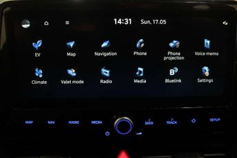 Hyundai IONIQ 38.3kWh Premium Auto 5dr