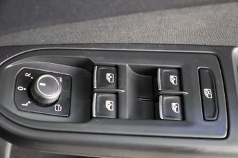 Volkswagen Golf 1.4 TSI 13kWh GTE DSG Euro 6 (s/s) 5dr
